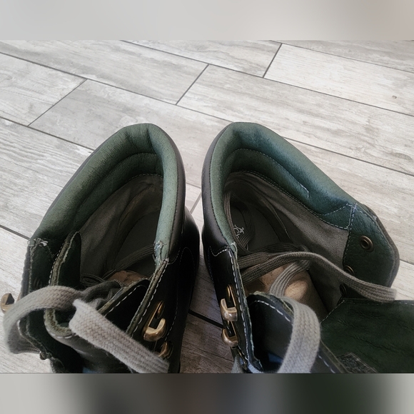 Chaco Women's Field Hiking boot Olive Night, Size 11, NWOT - Picture 9 of 9